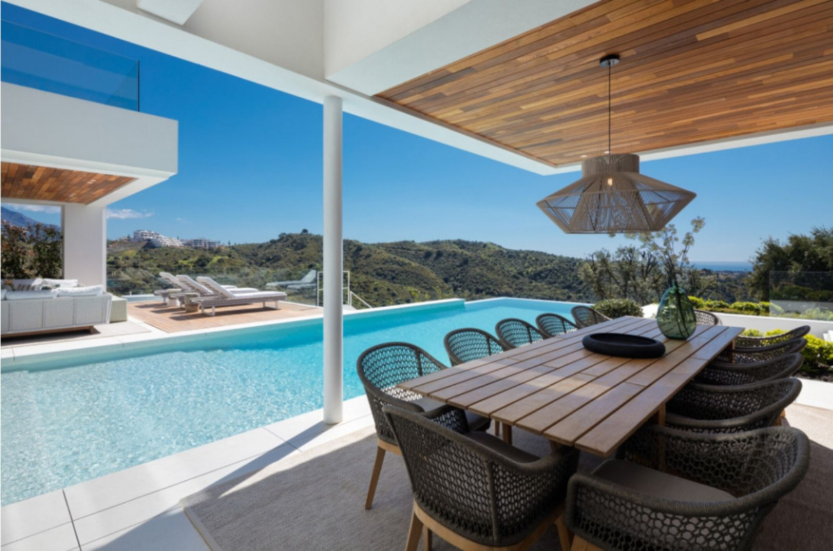 6 Bedroom Villa in Benahavís - Фото 2