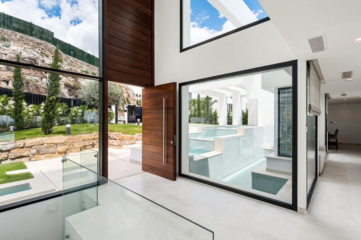 5 Bedroom Villa in Benahavís - Фото 12
