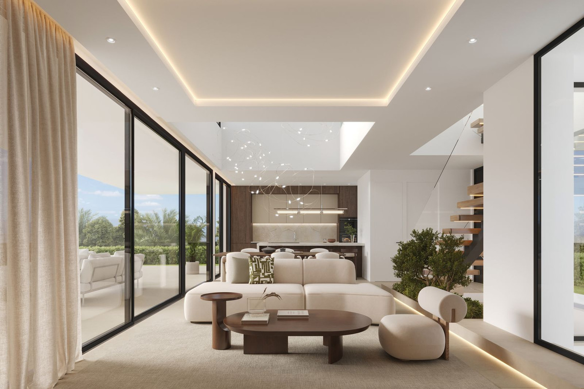 5 Bedroom Villa in Estepona - Photo 10