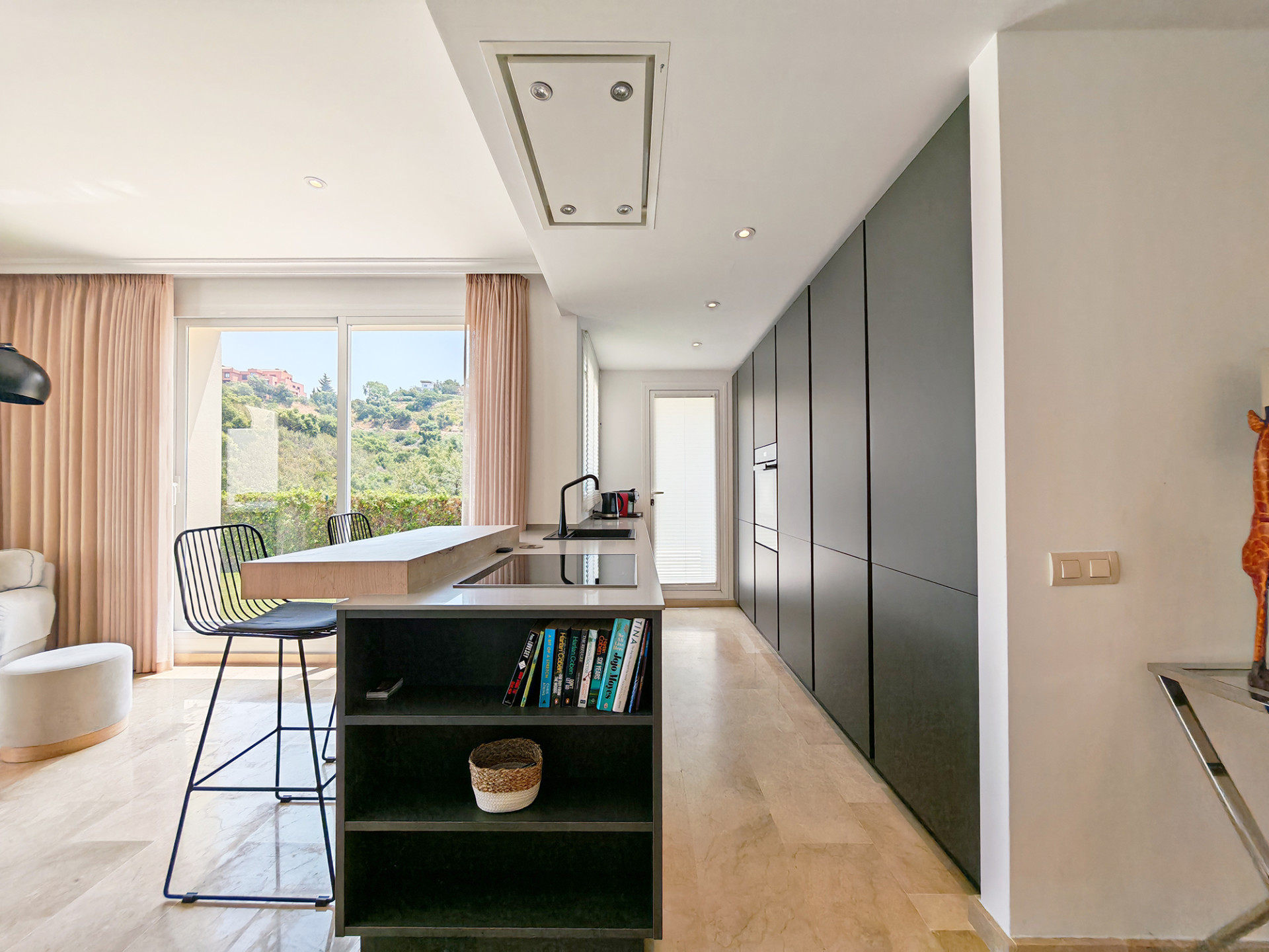 2 Bedroom Apartment in Marbella - Foto 6