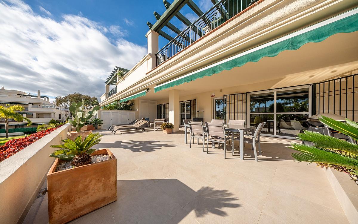 2 Bedroom Apartment in Marbella