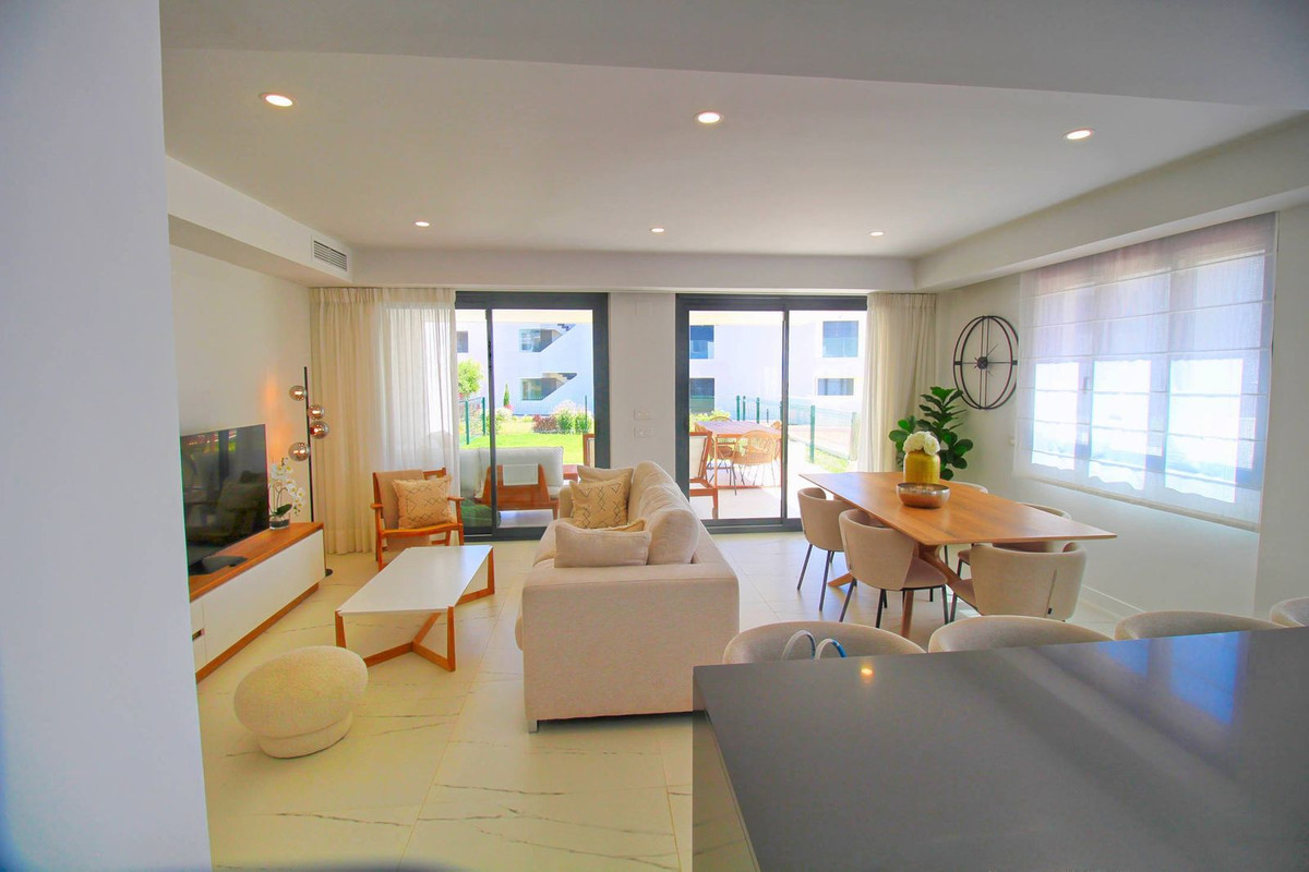 3 Bedroom Apartment in Casares - Photo 6