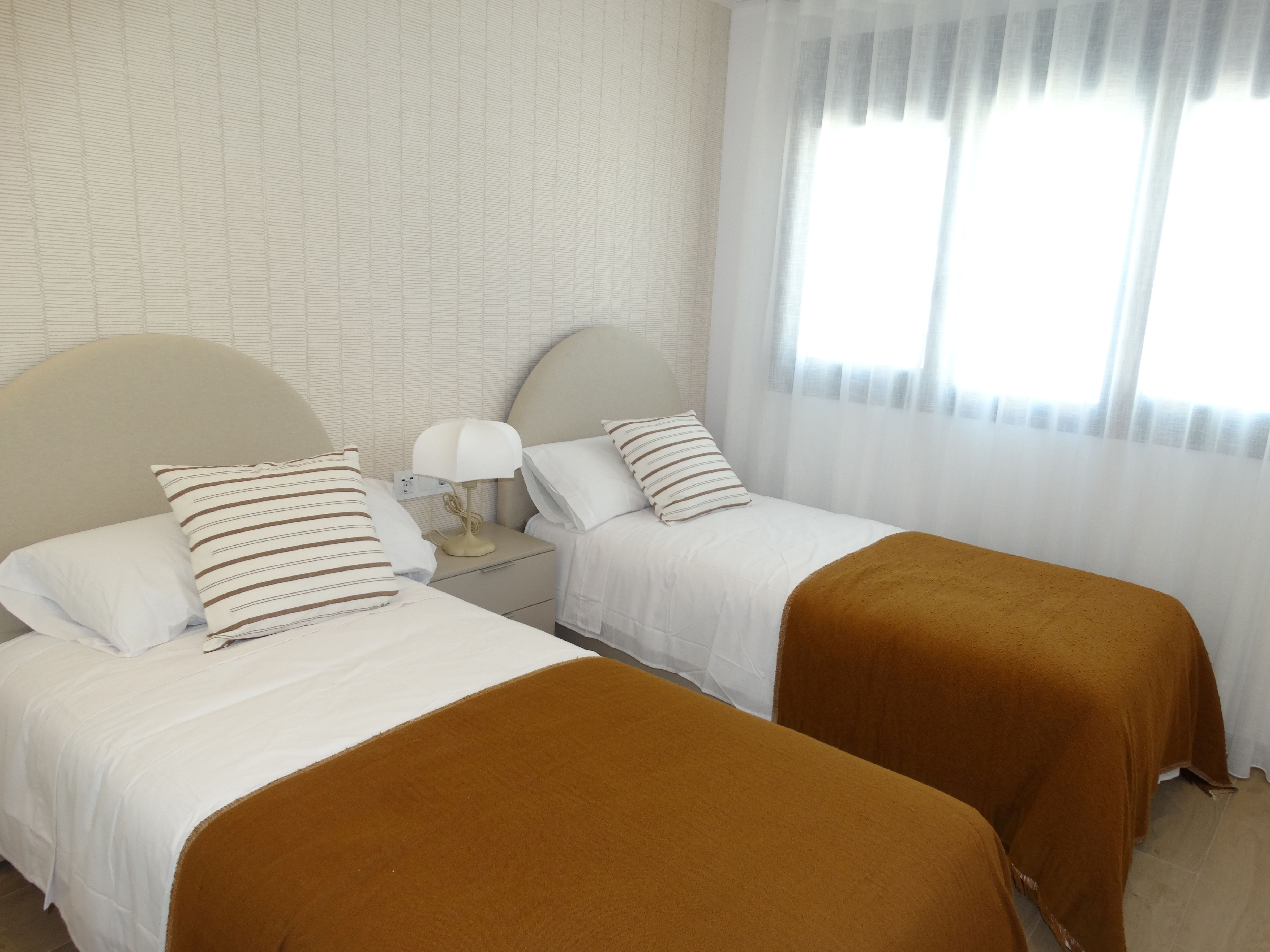 Villa de 2 chambres avec piscine à Alicante, Espagne – Photo 25