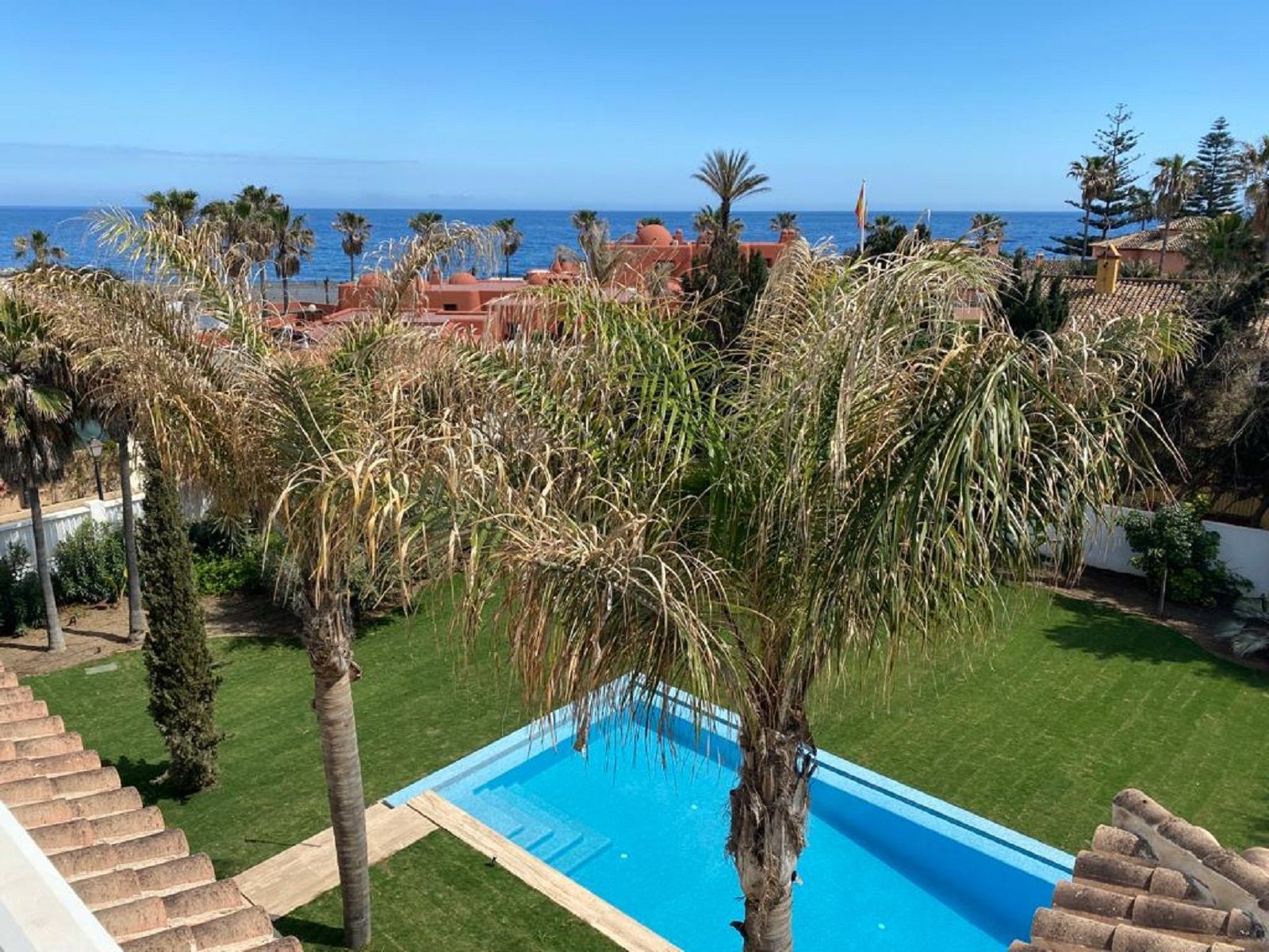 6 Bedroom Villa in Estepona - Фото 24