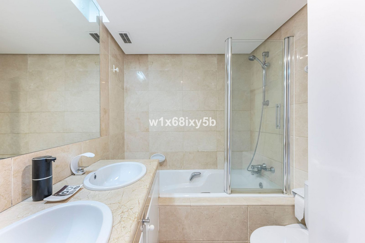 3 Bedroom Townhouse in Estepona - Фото 19
