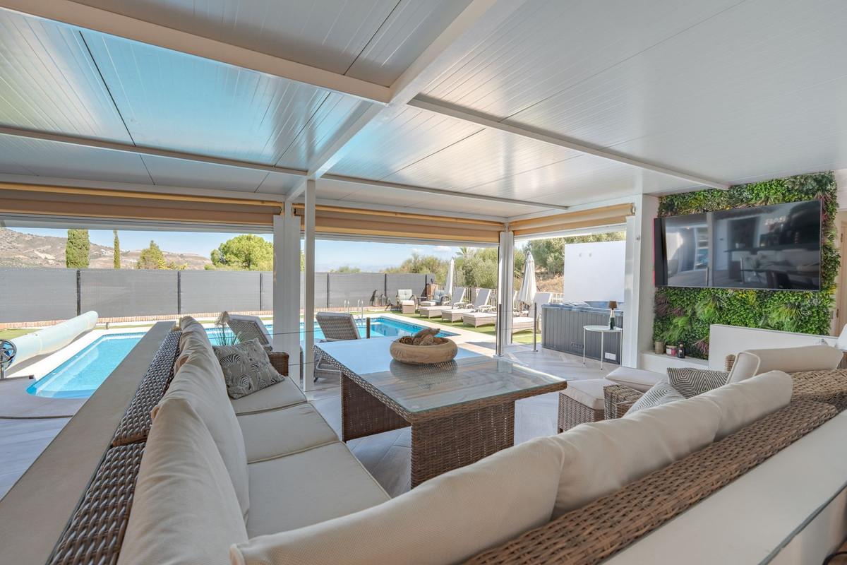 3 Bedroom Villa in Coín - Photo 12