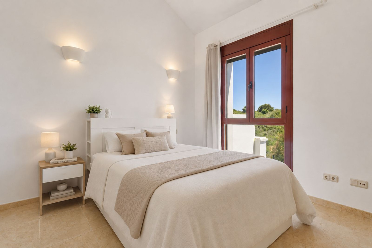 3 Bedroom Townhouse in Casares - Photo 9