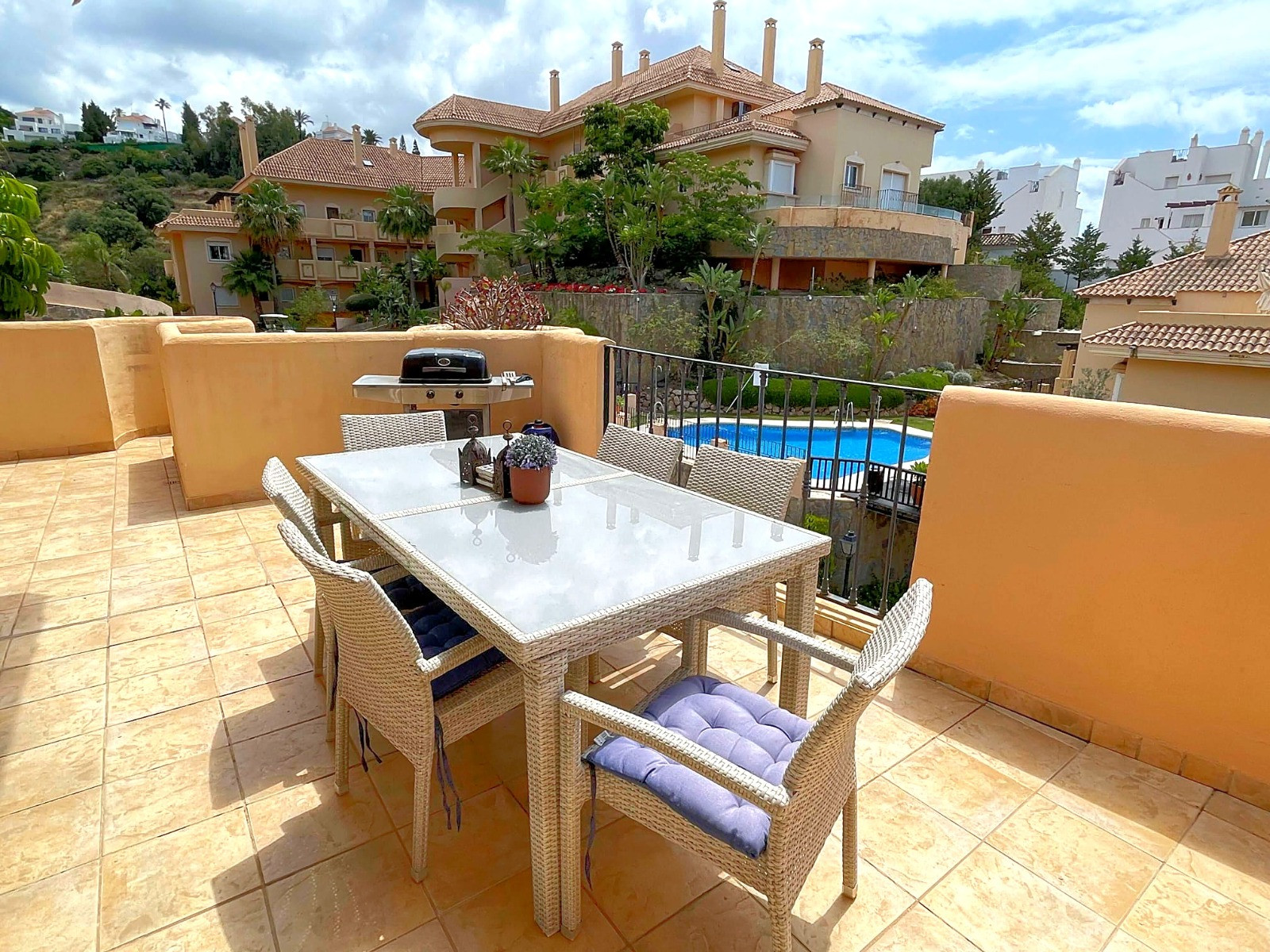 3 Bedroom Apartment in Marbella - Photo 6