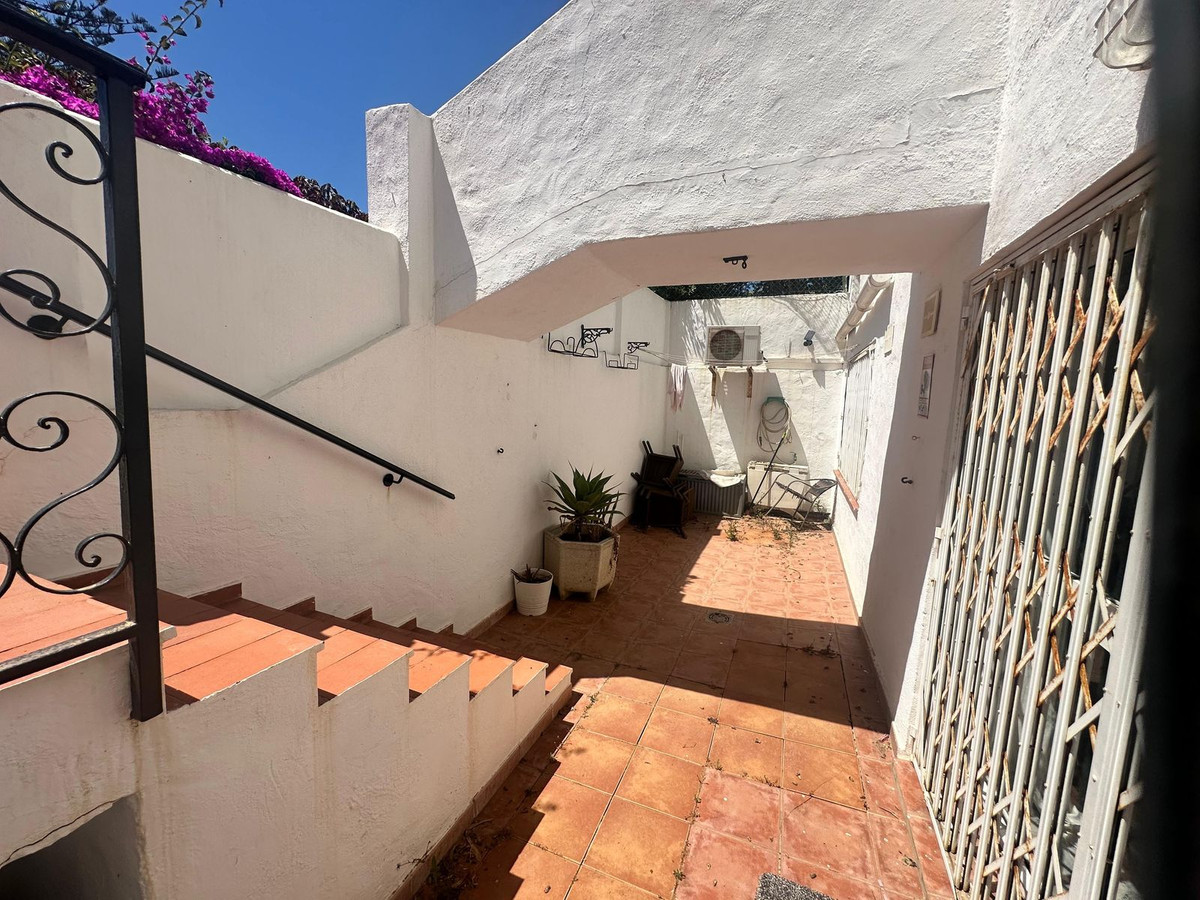 3 Bedroom Apartment in Mijas - Photo 9