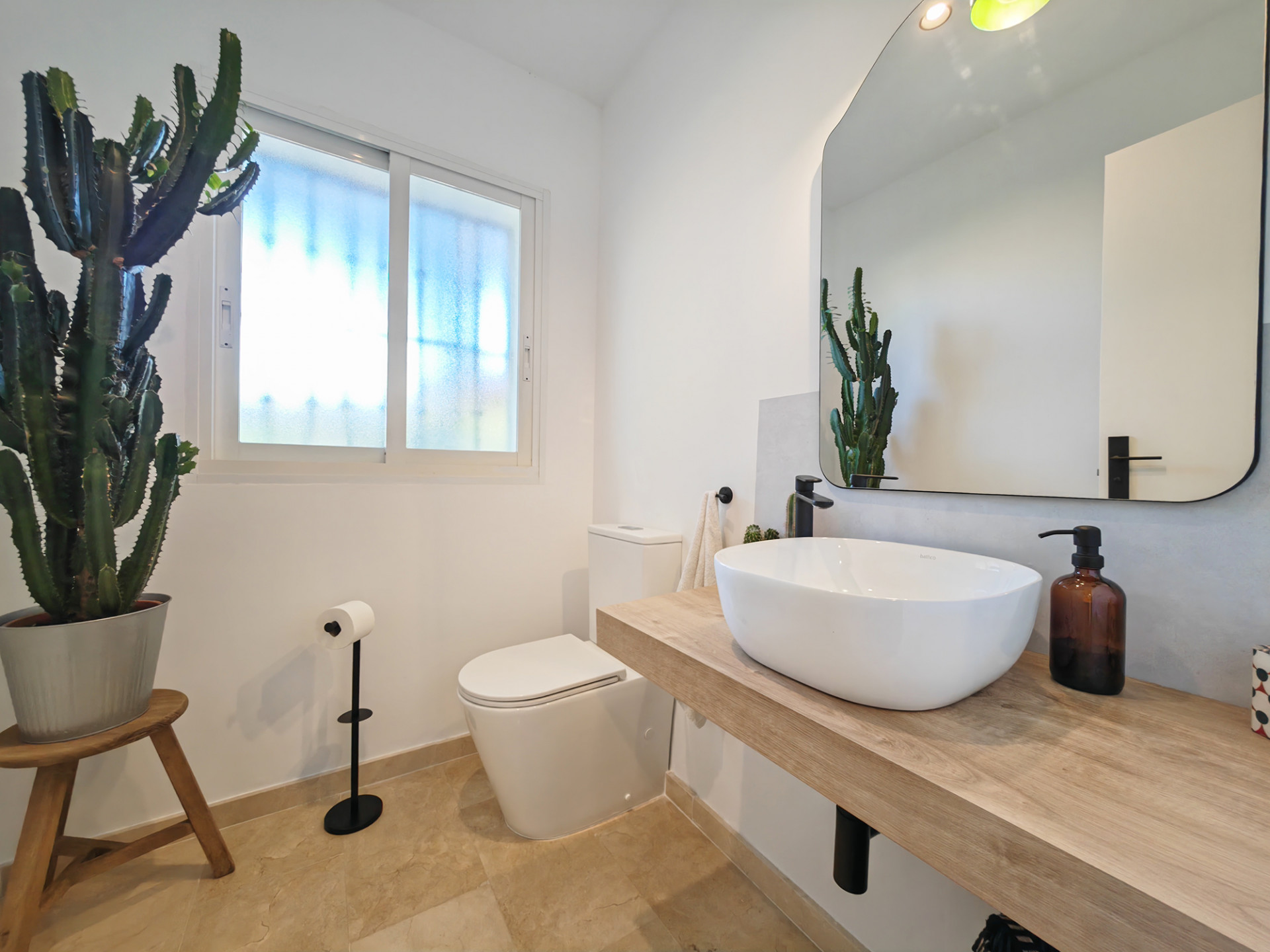 4 Bedroom Townhouse in Benahavís - Photo 20