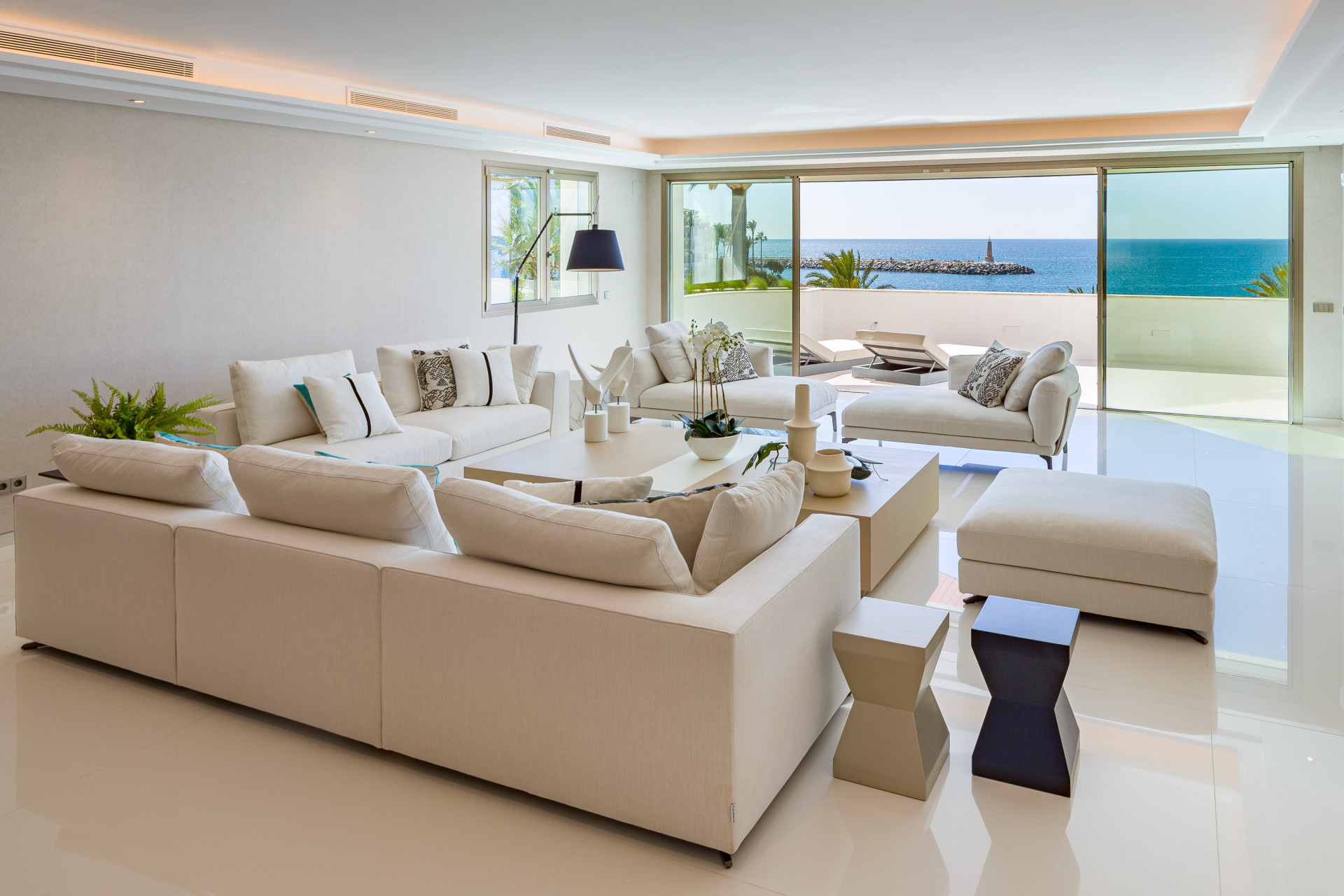 4 Bedroom Apartment in Marbella - Photo 8