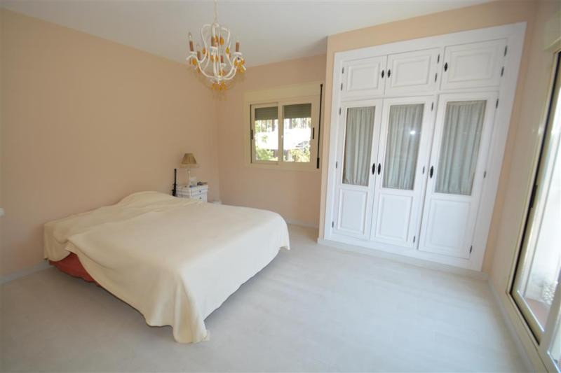 5 Bedroom Villa in San Pedro de Alcántara - Foto 17