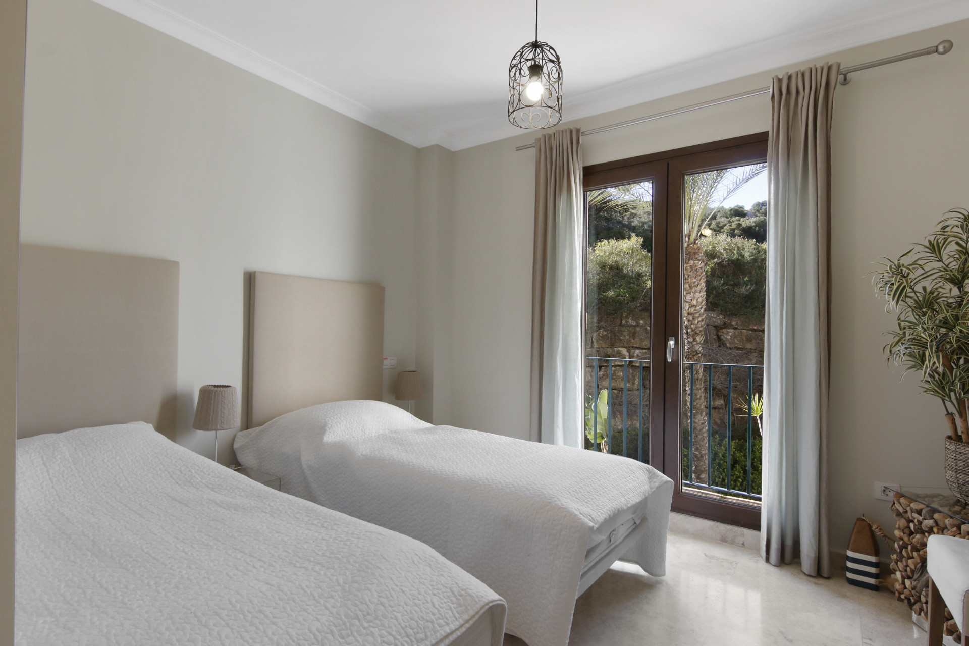 2 Bedroom Apartment in Casares - Photo 14