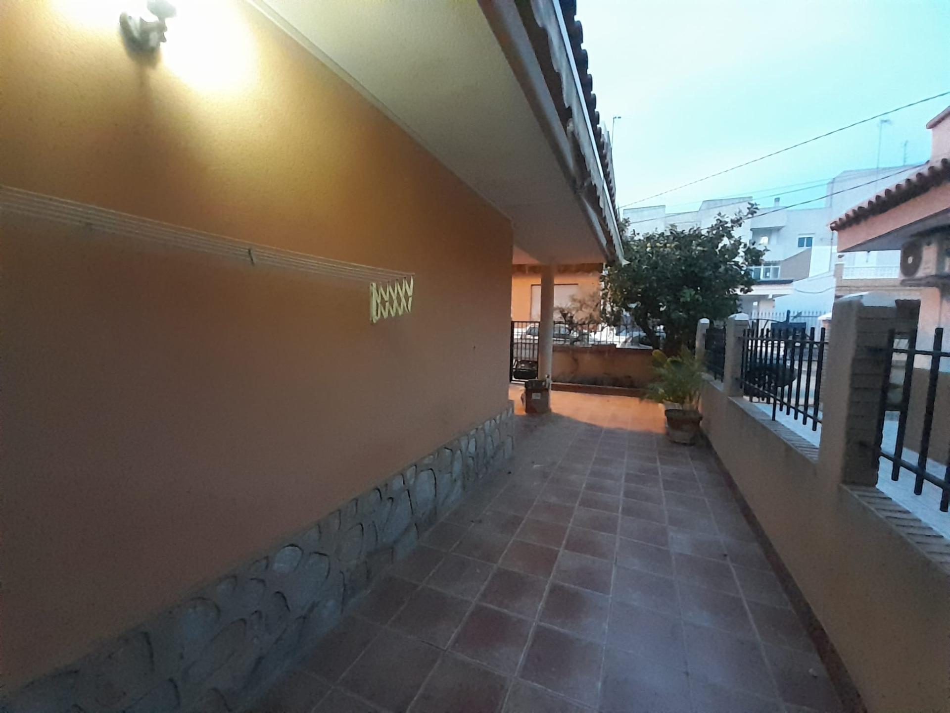 Chalet de 5 dormitorios en Murcia – Foto 8