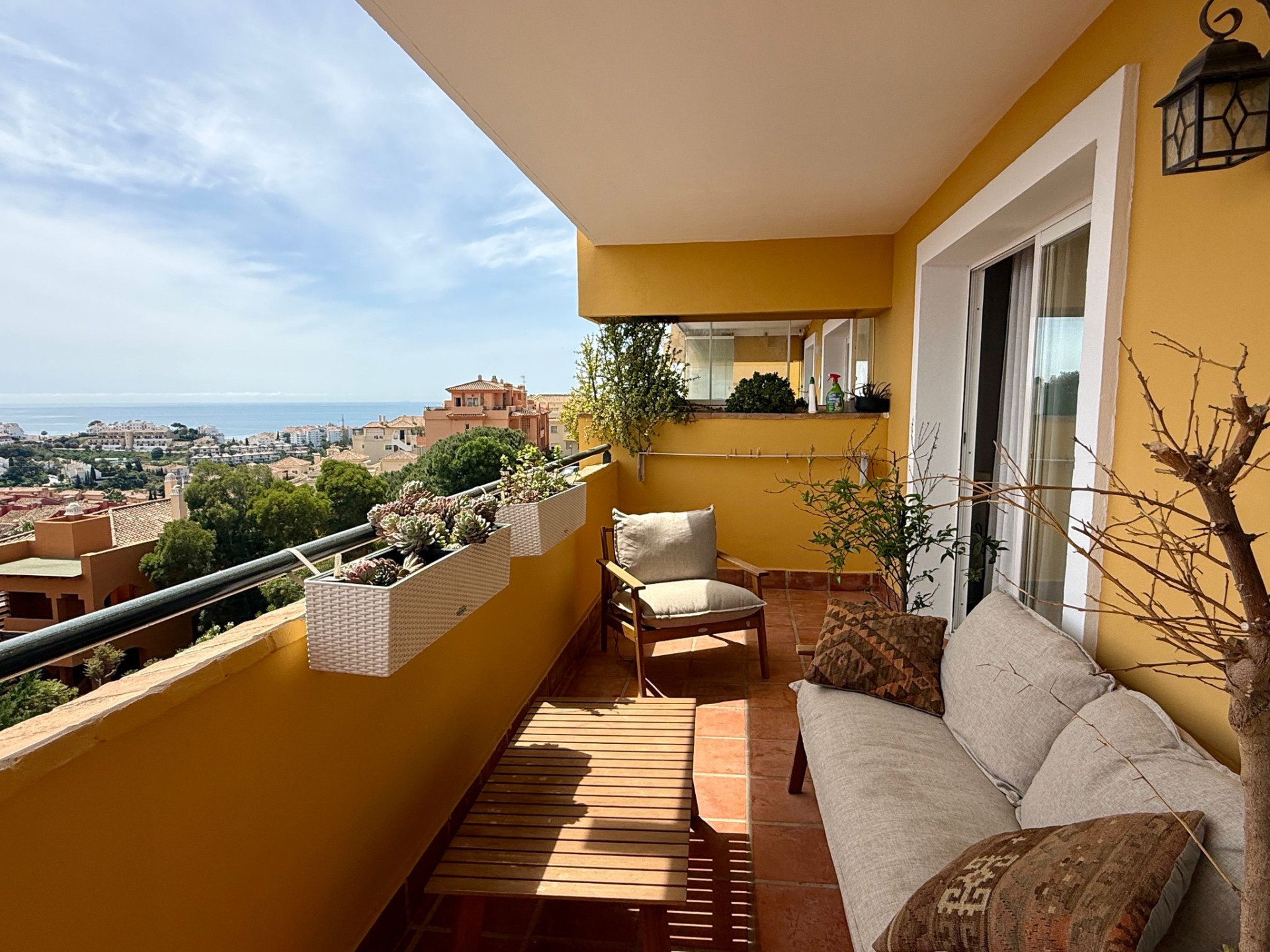 2 Bedroom Apartment in Mijas - Photo 7