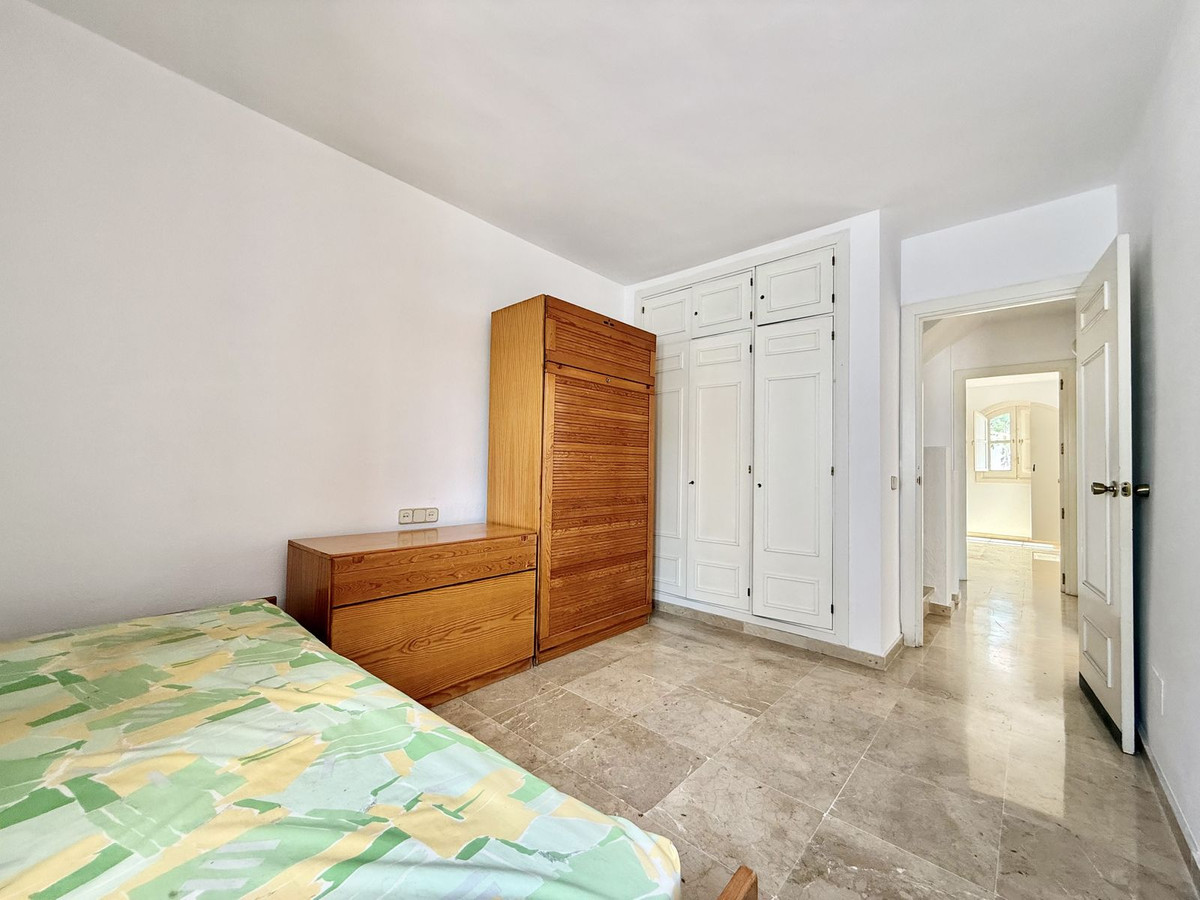 3 Bedroom Townhouse in Marbella - Photo 27