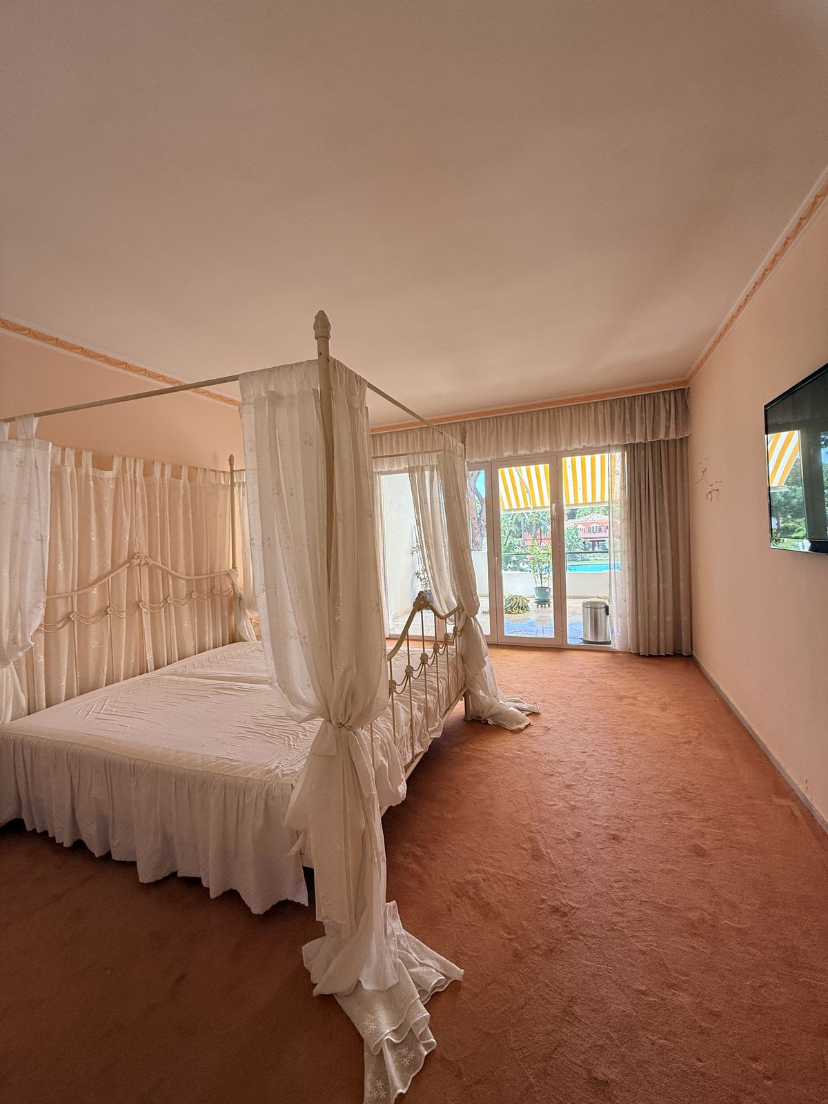 3 Bedroom Apartment in Estepona - Foto 13