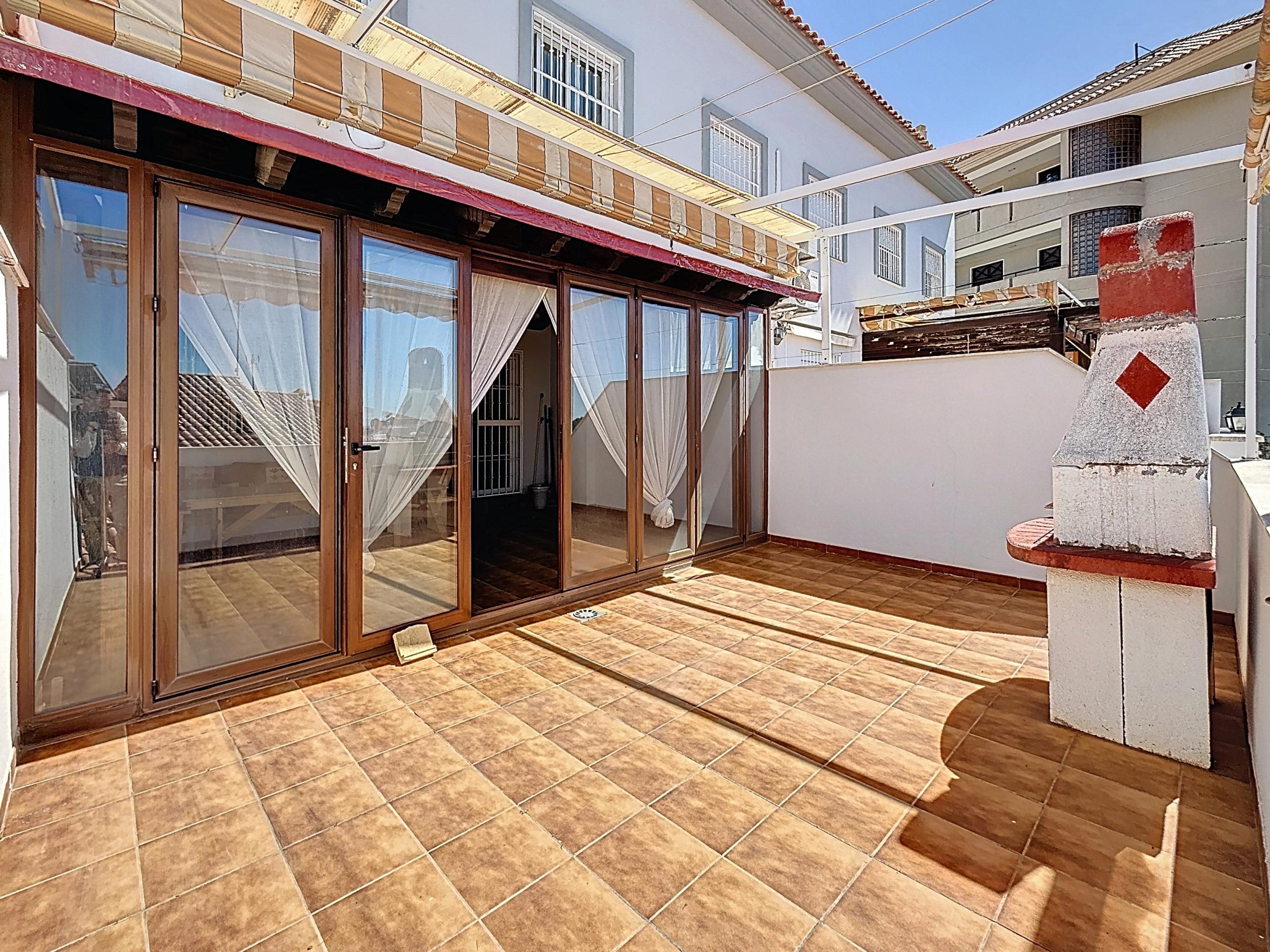 4 Bedroom Villa in Fuengirola - Photo 2