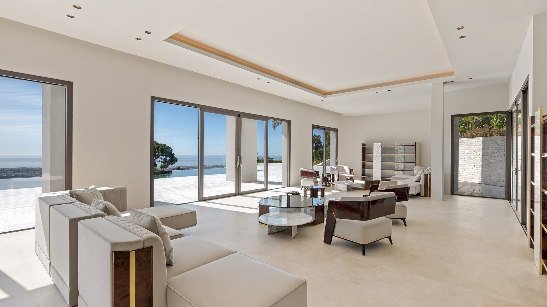 11 Bedroom Villa in Benahavís - Foto 2