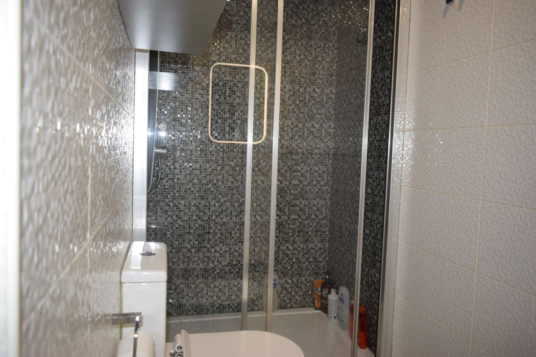 Apartamento com 4 quartos em Espanha – Foto 8