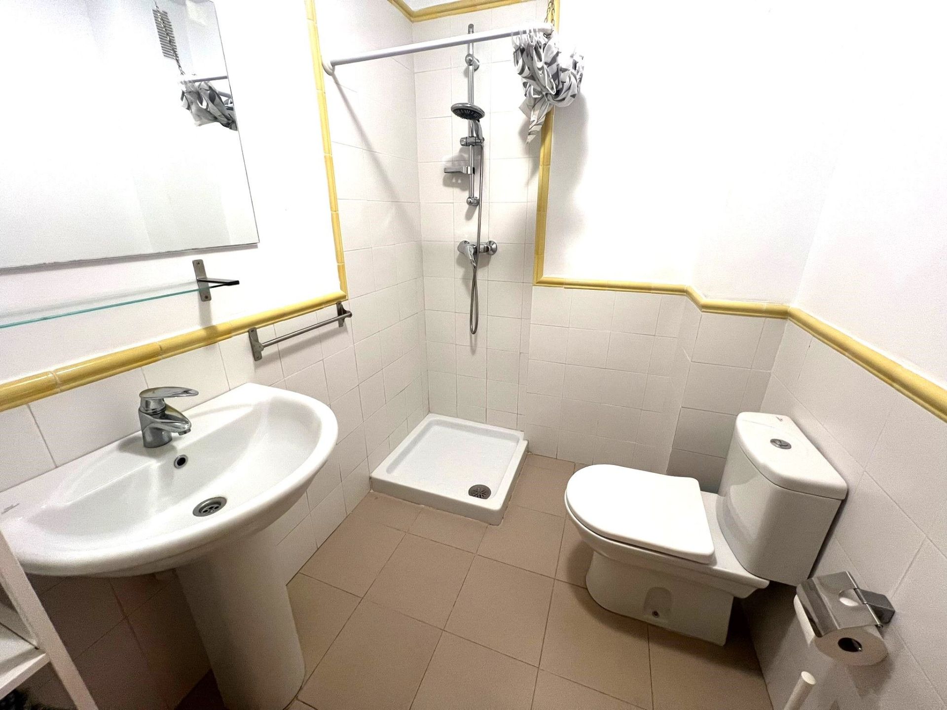 2 Bedroom Apartment in Mijas - Photo 12