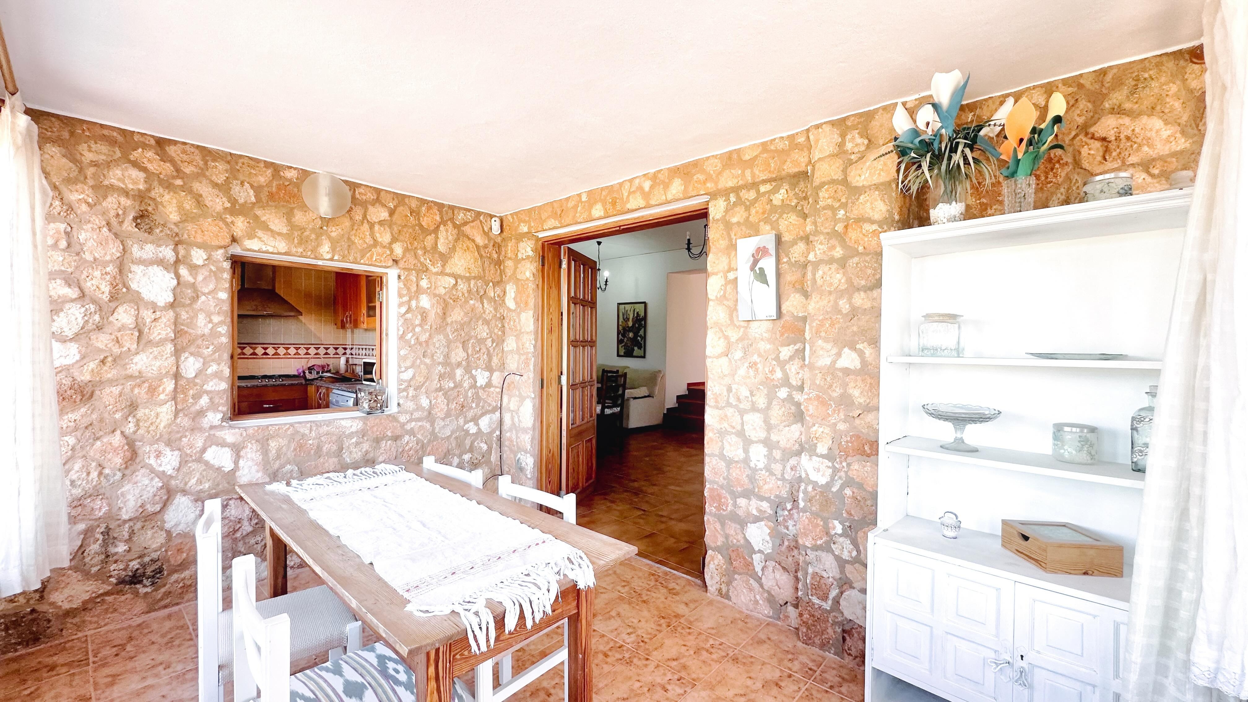 Chalet de 3 dormitorios con piscina en Baleares – Foto 7