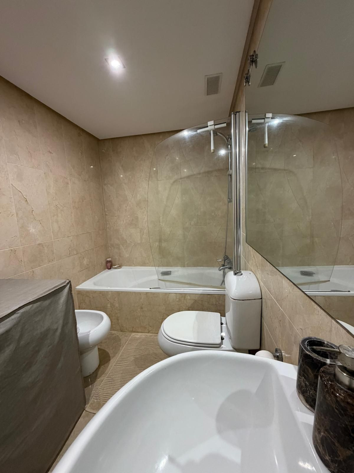 2 Bedroom Apartment in Marbella - Photo 11