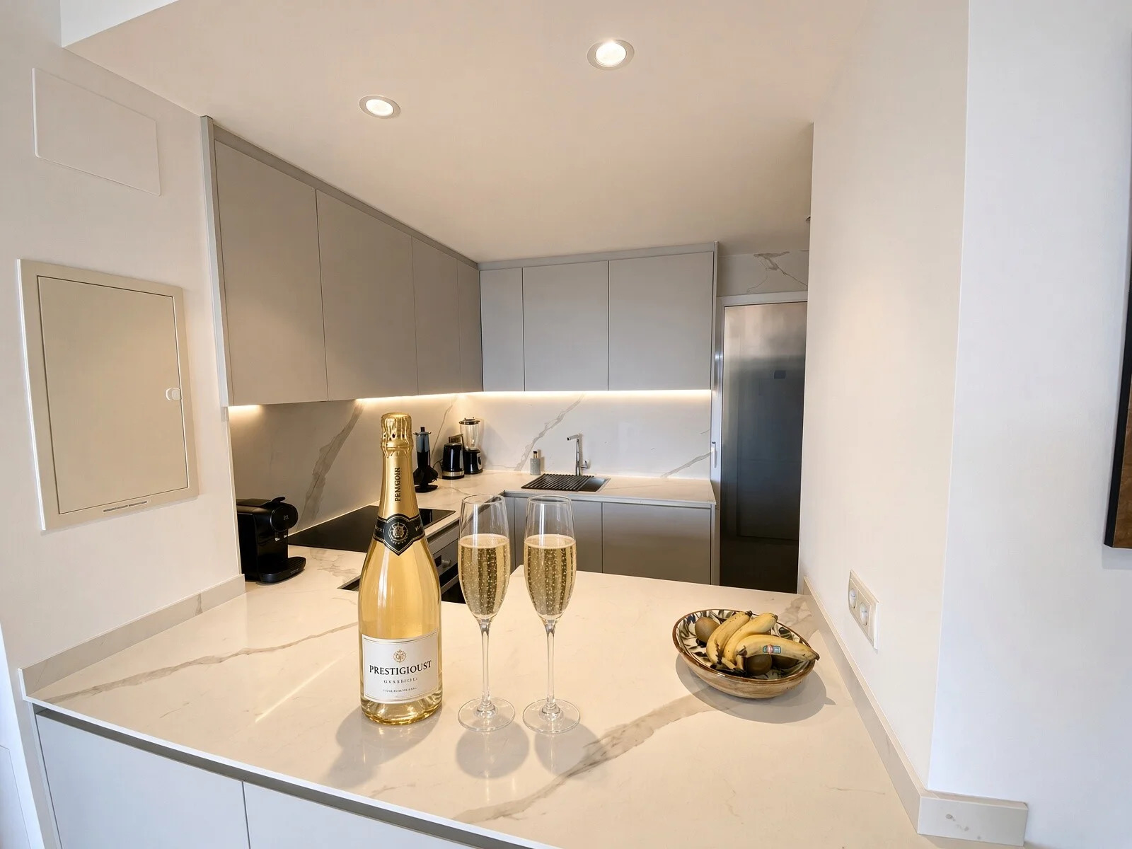 Apartamento com 2 quartos com vista mar em Alicante, Espanha – Foto 4