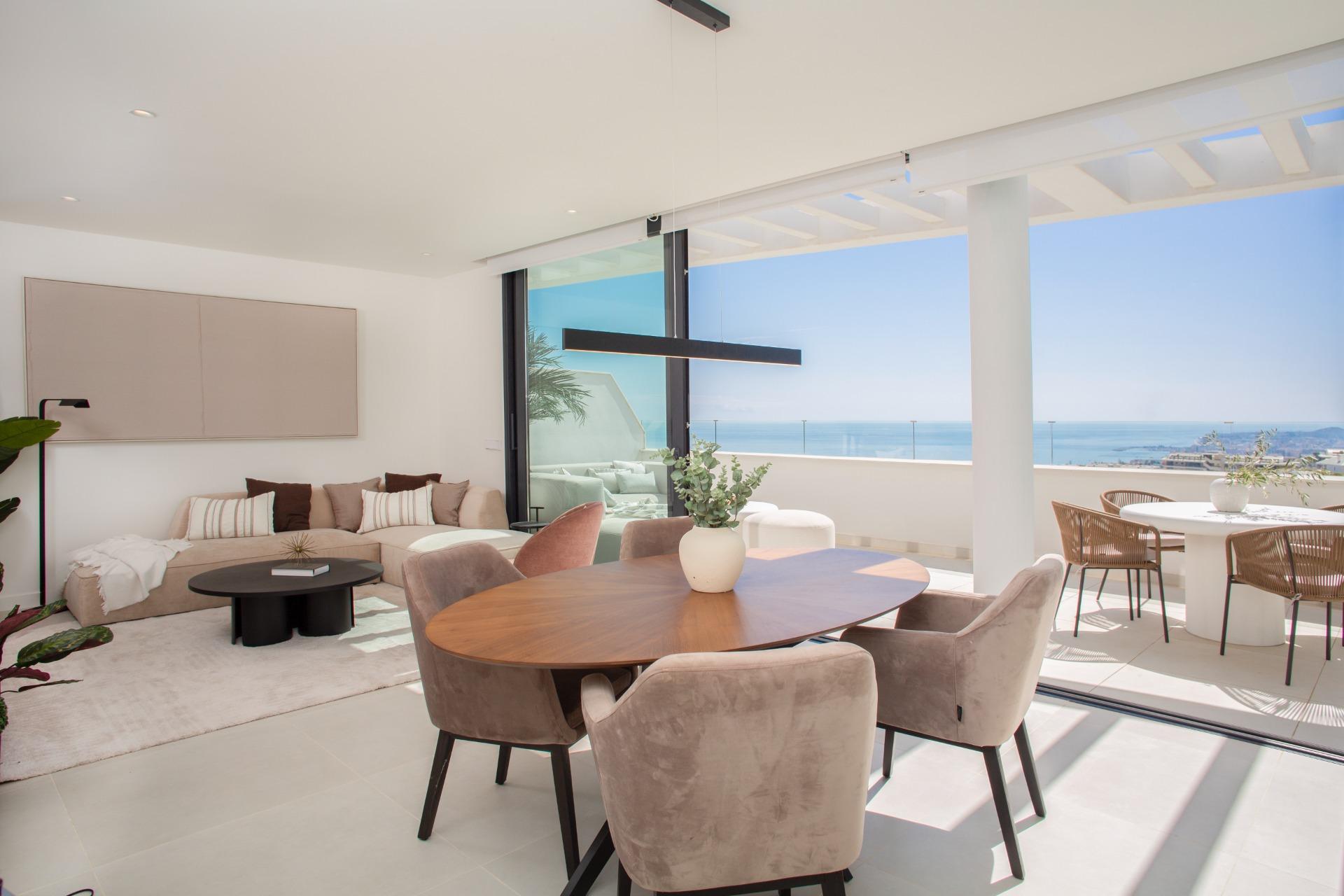 2 Bedroom Penthouse in Benalmádena - Photo 11
