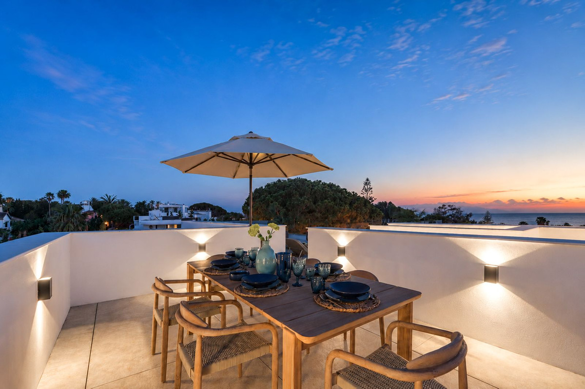 6 Bedroom Villa in Marbella - Photo 92
