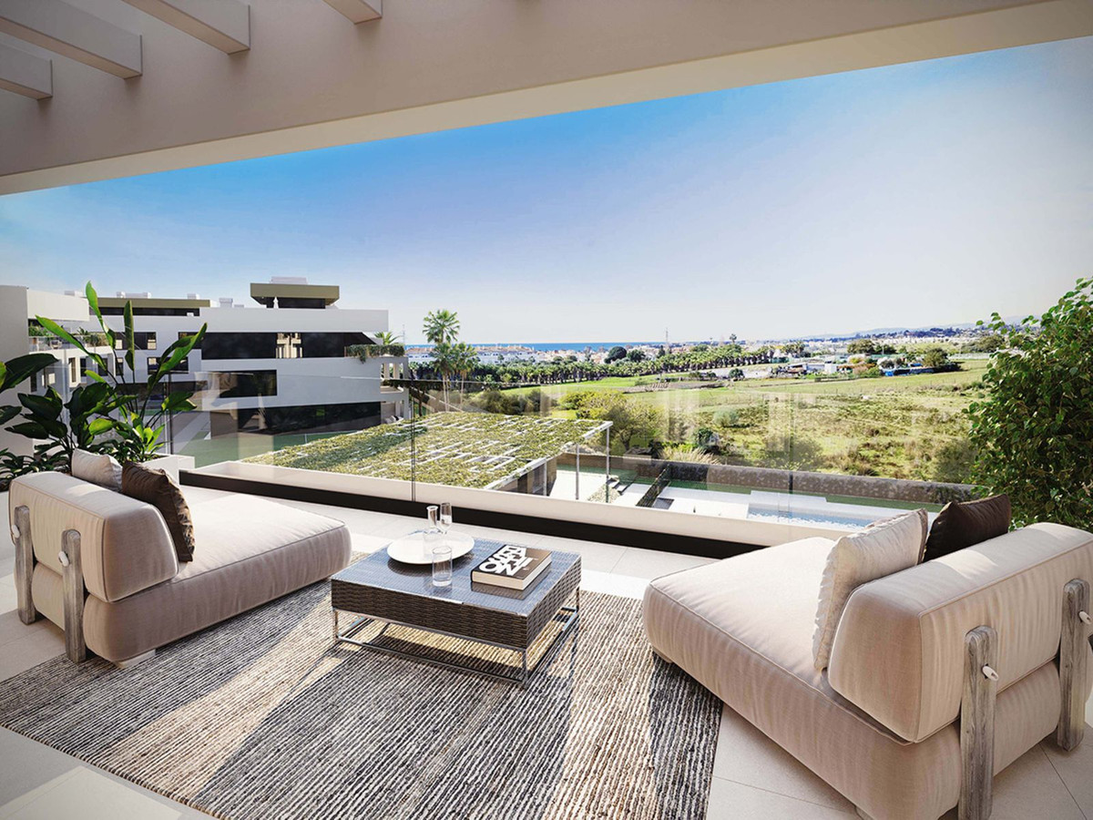 3 Bedroom Apartment in Estepona - Photo 6