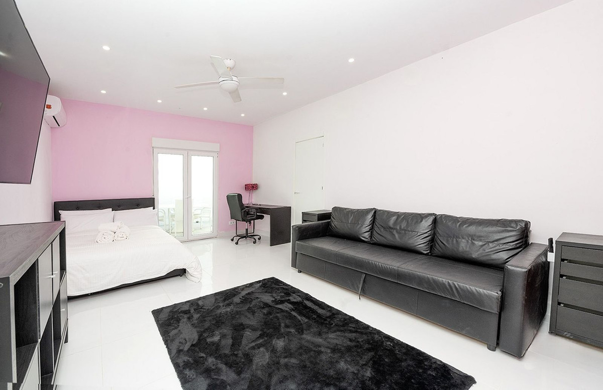 6 Bedroom Villa in Benalmádena - Foto 38