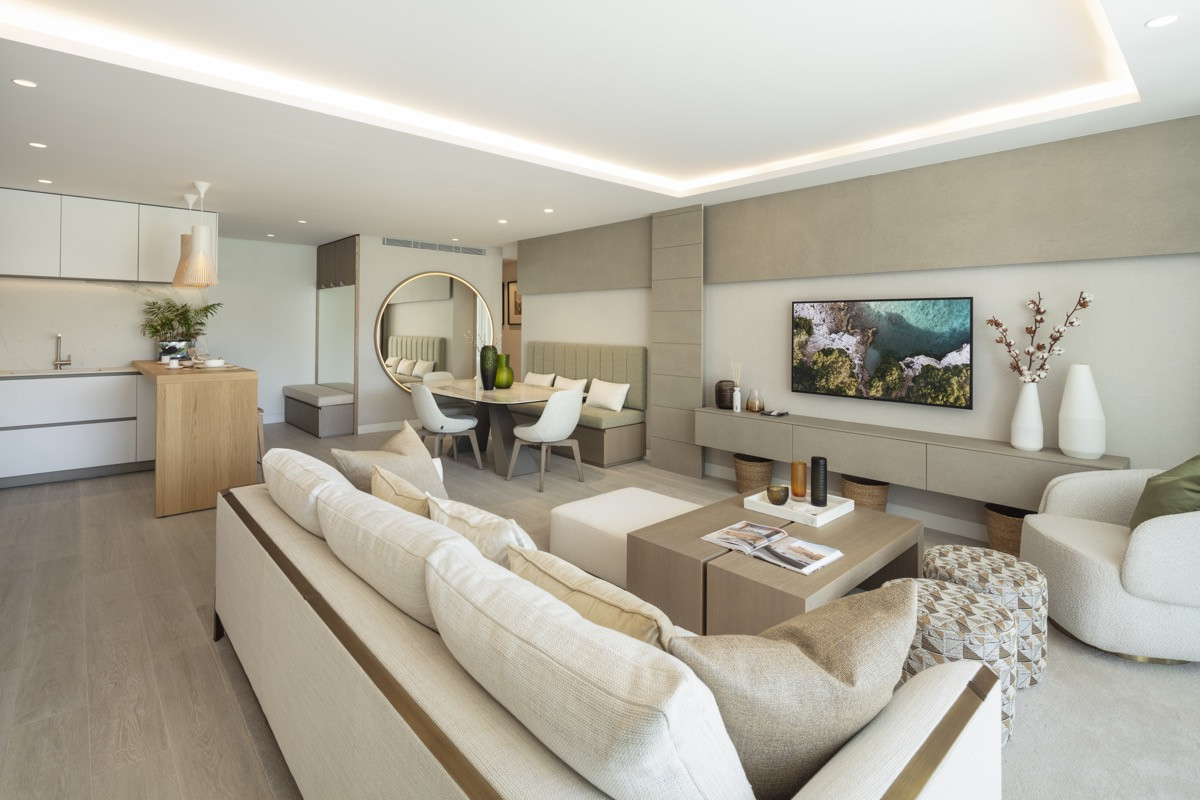 3 Bedroom Apartment in Marbella - Photo 3