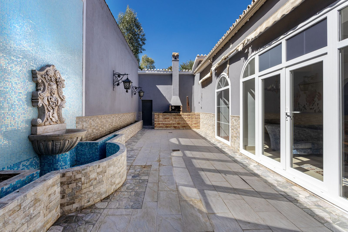5 Bedroom Villa in Benahavís - Foto 10