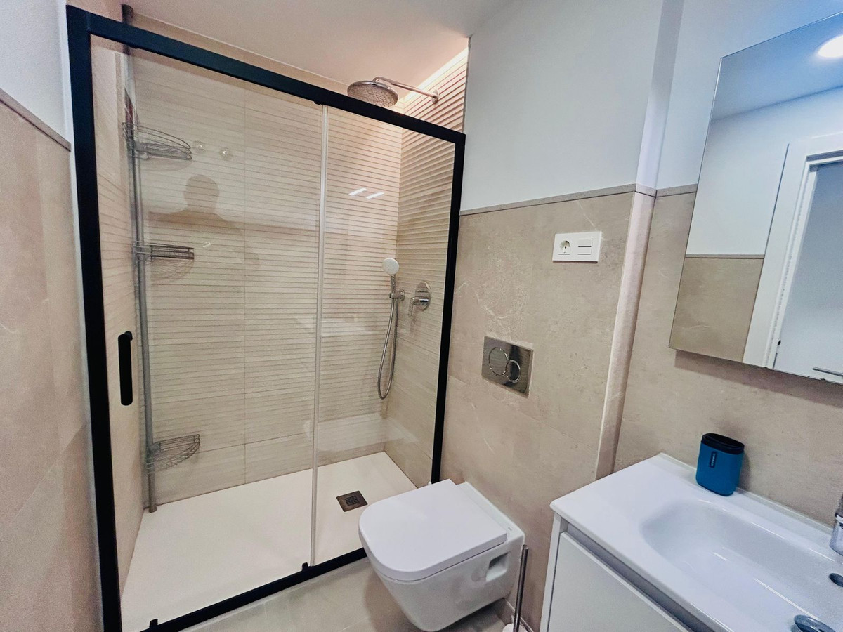 Apartamento com 2 quartos com vista mar em Málaga, Espanha – Foto 16