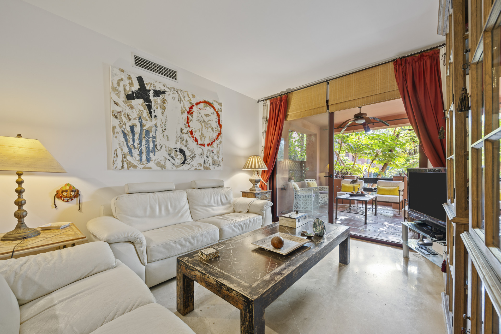 3 Bedroom Apartment in Marbella - Photo 7