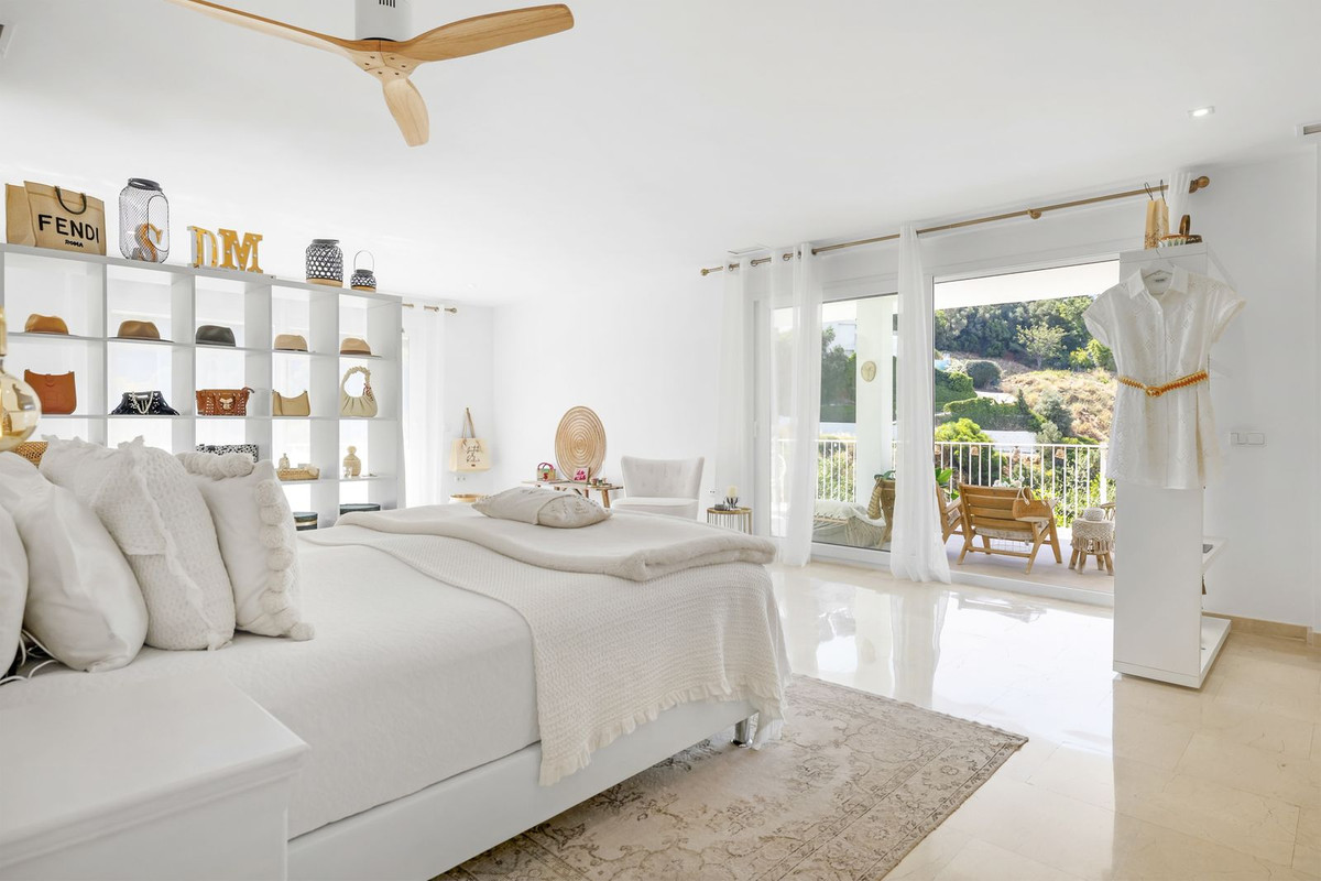 4 Bedroom Villa in Marbella - Foto 22