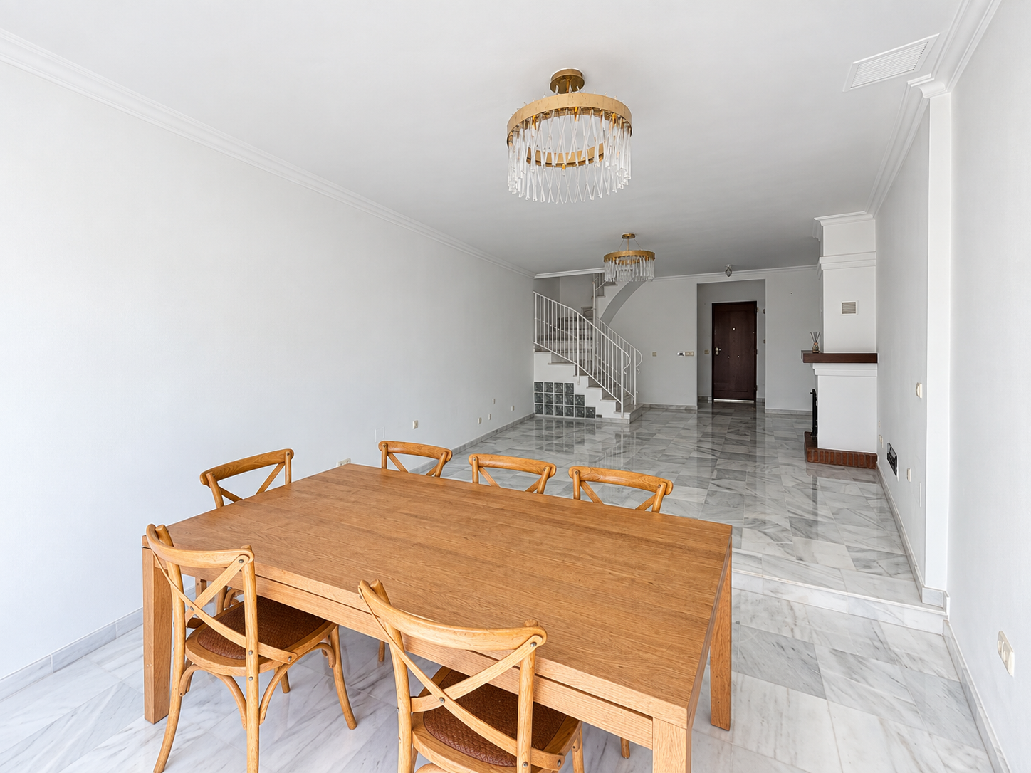 3 Bedroom Townhouse in Marbella - Photo 5
