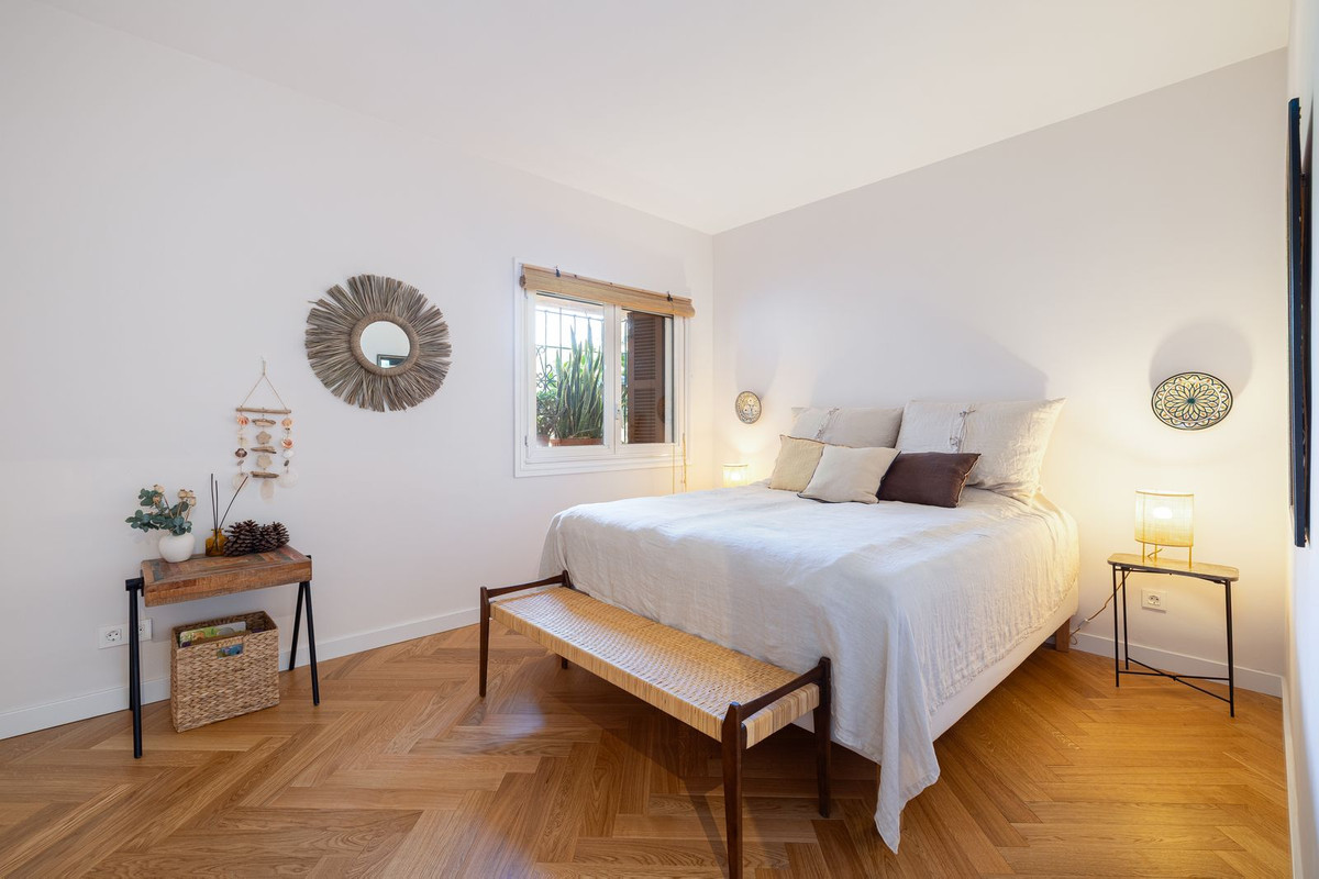 3 Bedroom Apartment in Marbella - Photo 10