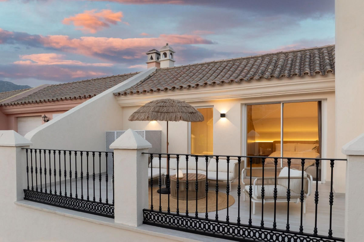 3 Bedroom Townhouse in Marbella - Photo 14