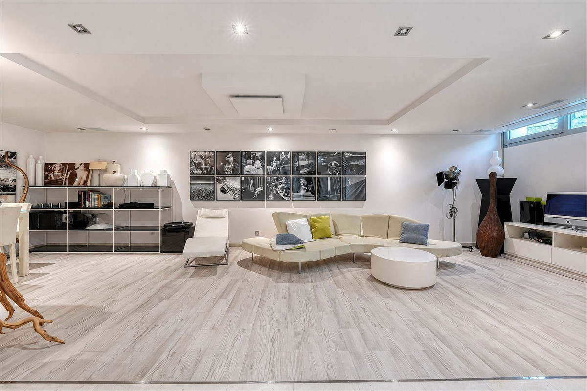 4 Bedroom Villa in Marbella - Foto 8