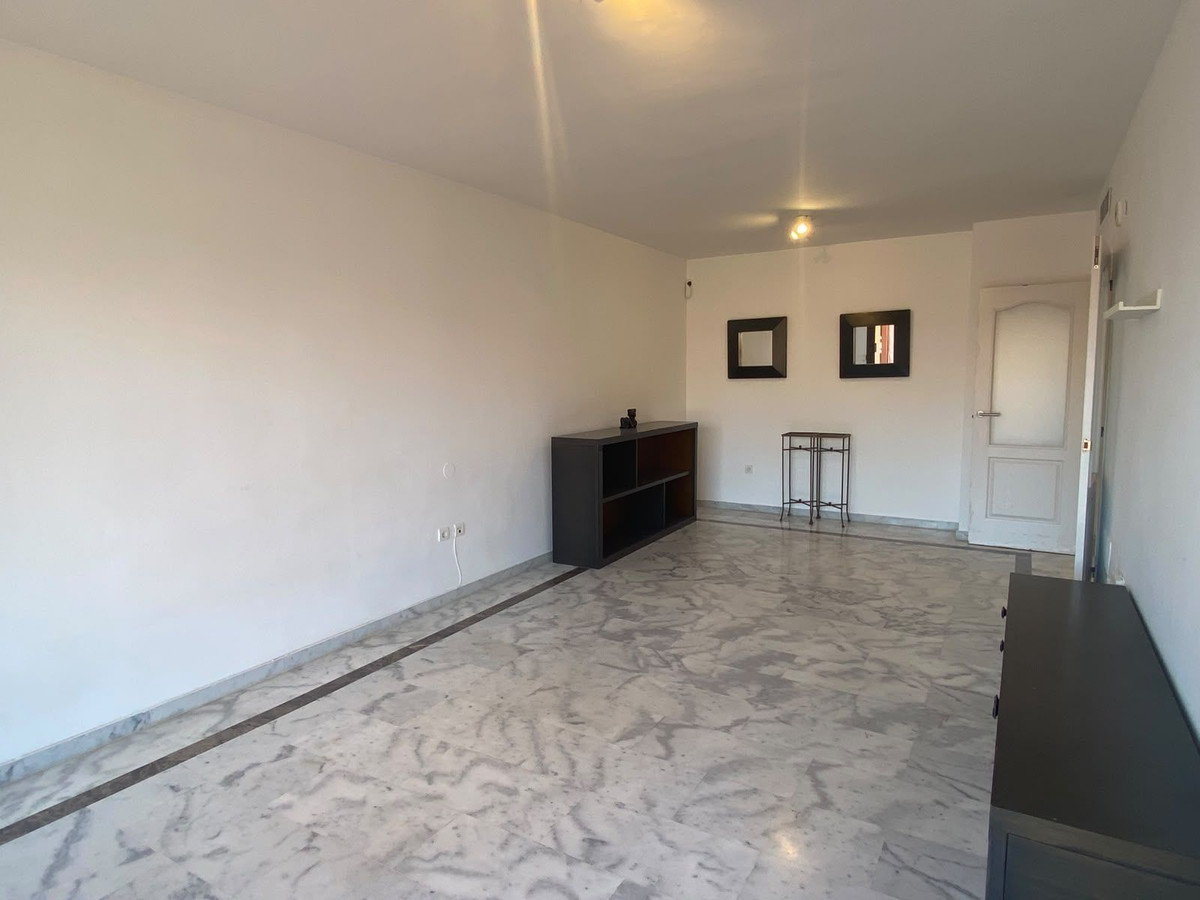 2 Bedroom Apartment in Marbella - Photo 8