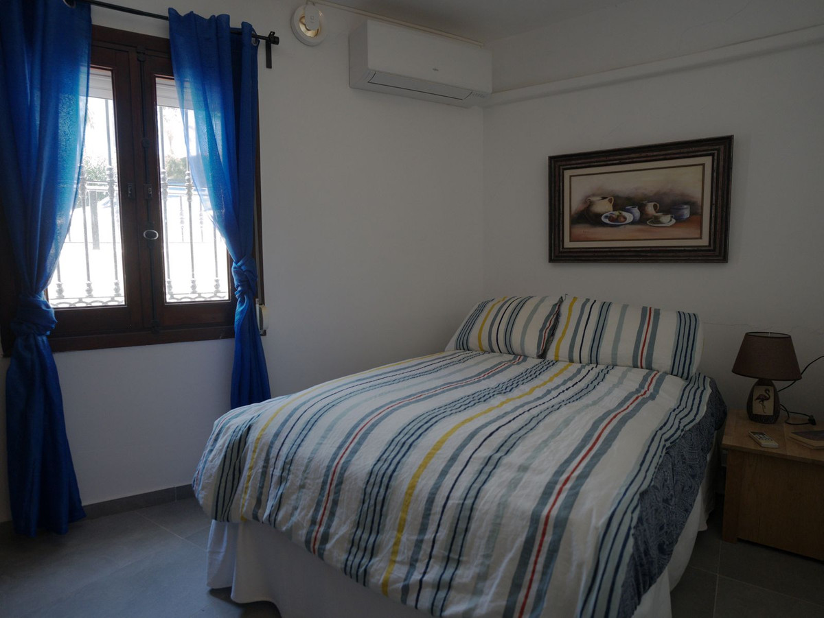 5 Bedroom Villa in Fuengirola - Photo 51