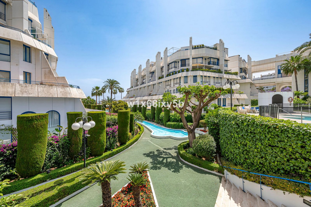2 Bedroom Apartment in Marbella - Foto 6