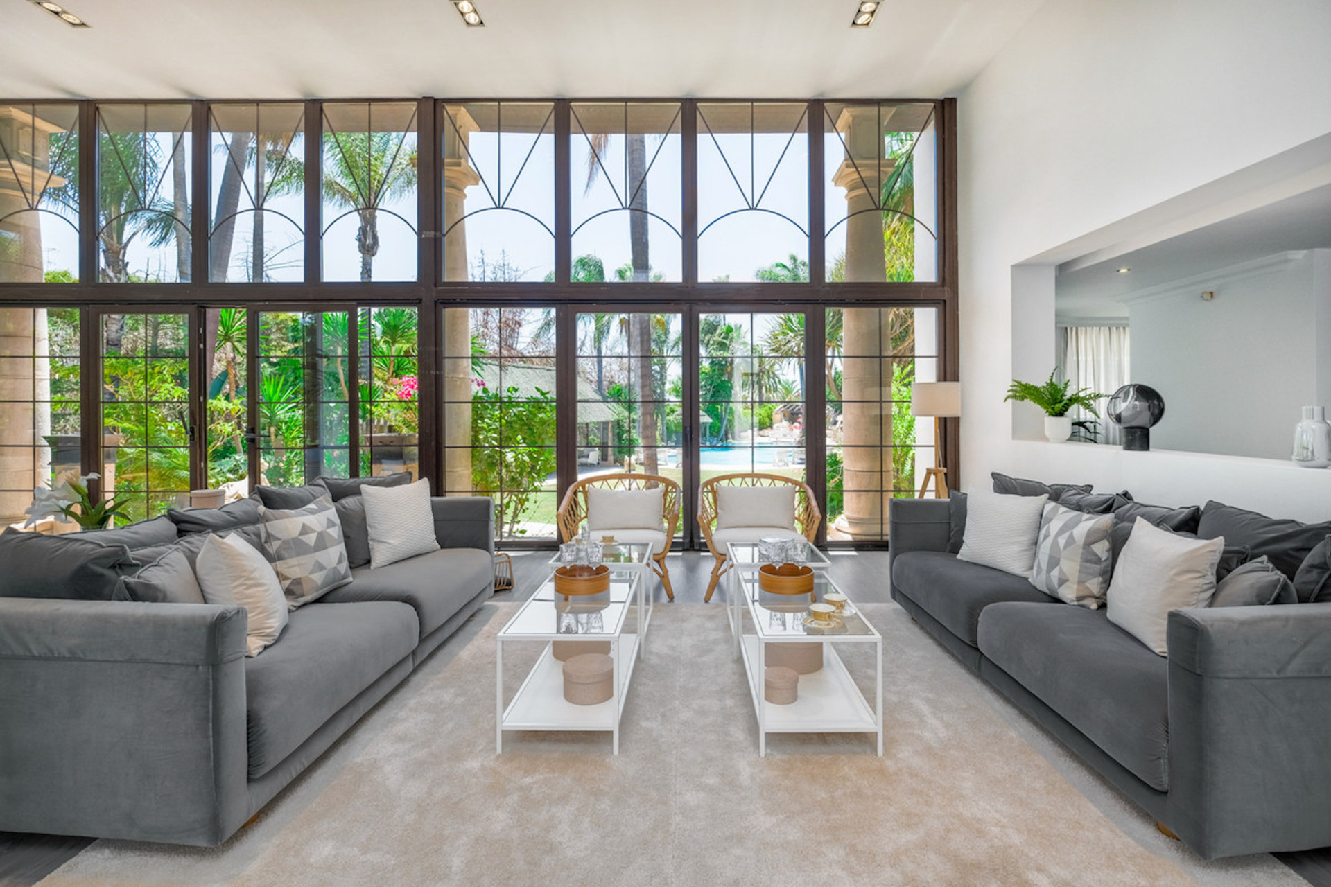 10 Bedroom Villa in Marbella - Photo 19