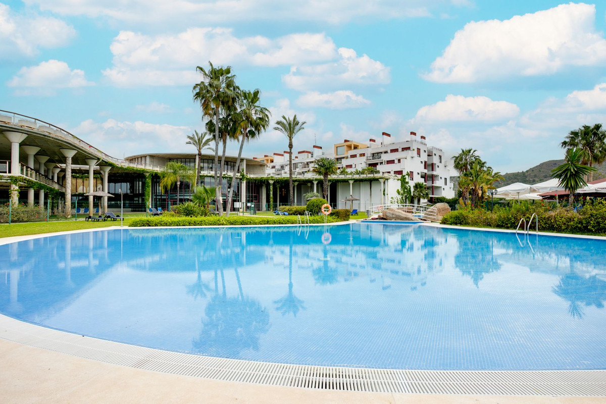 2 Bedroom Apartment in Benahavís - Foto 22