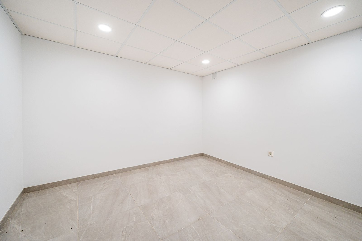 3 Bedroom Townhouse in Marbella - Photo 28
