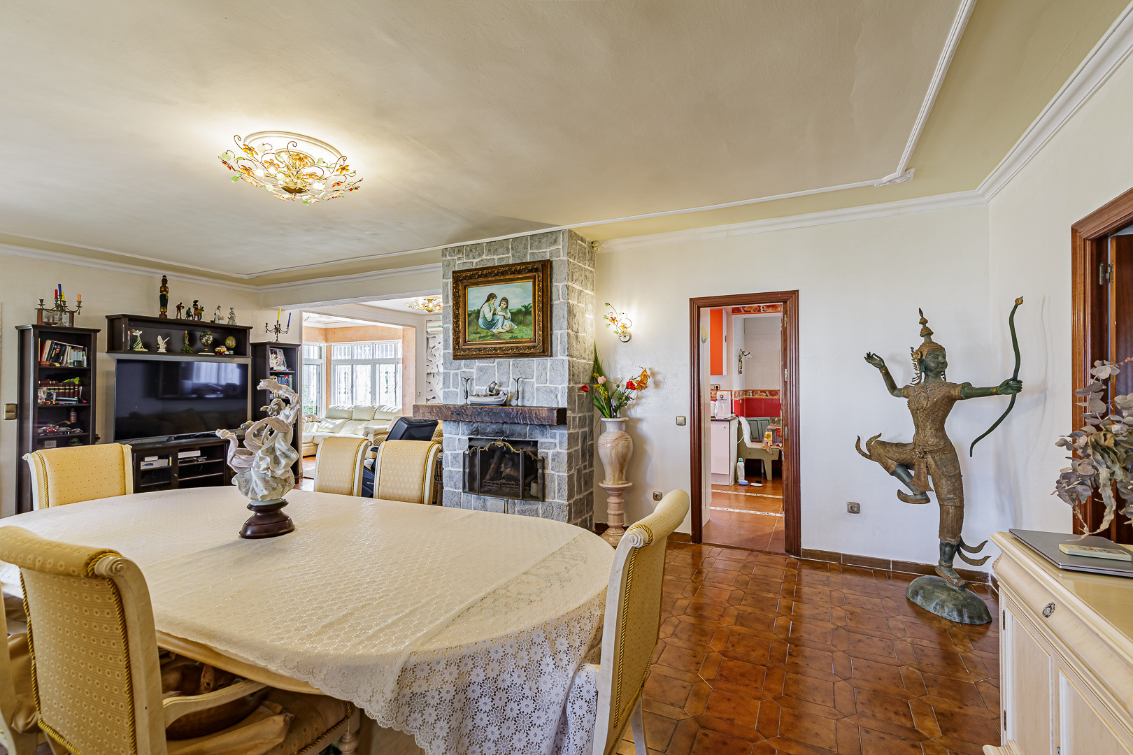 4 Bedroom Villa in Torremolinos - Photo 13