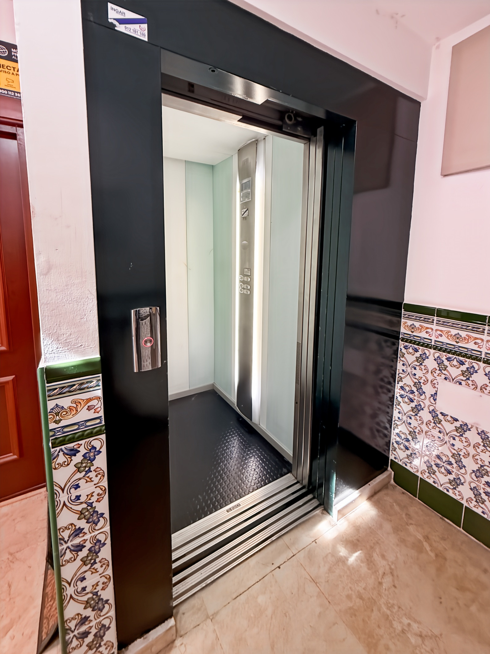 2 Bedroom Penthouse in Fuengirola - Photo 18