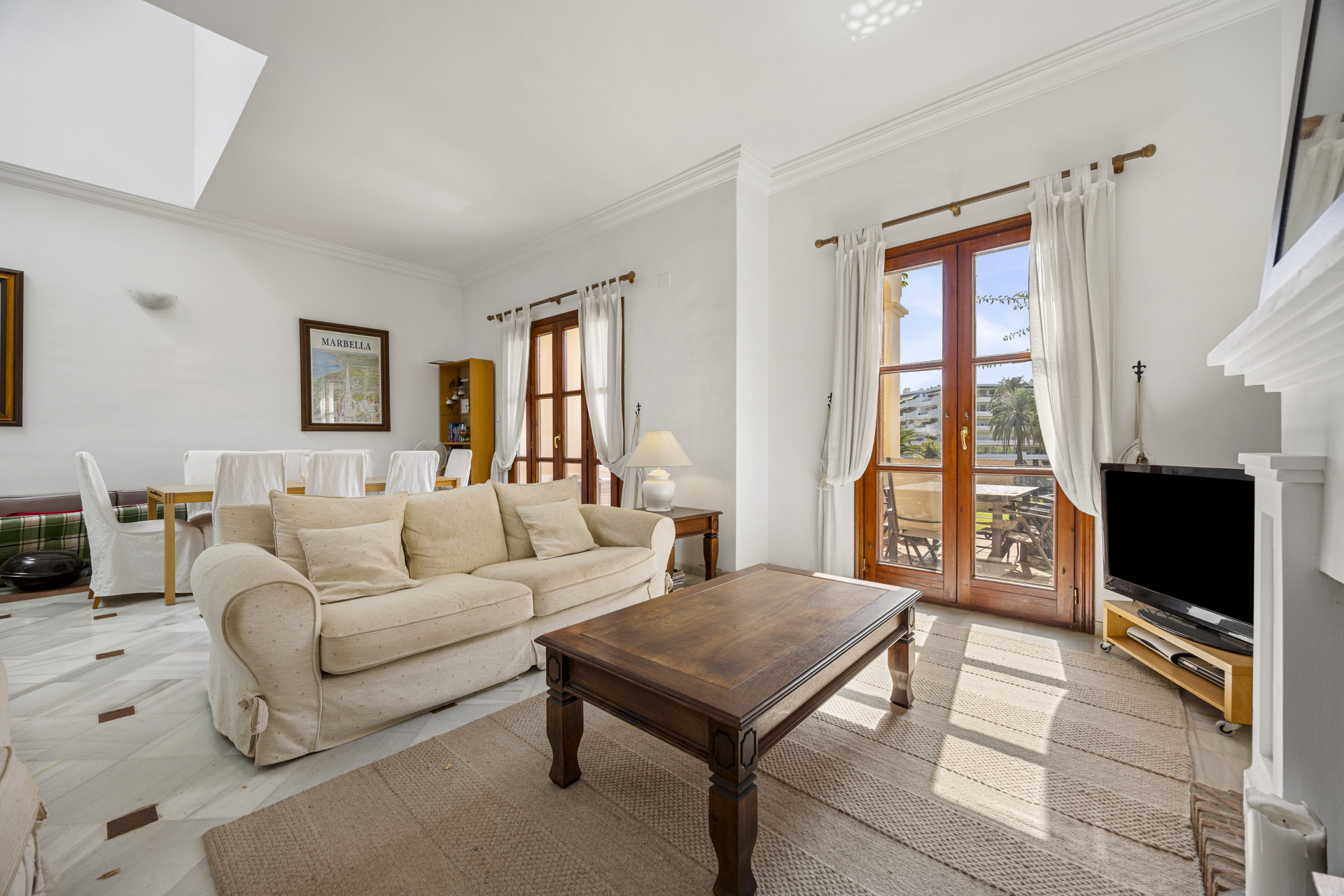 4 Bedroom Townhouse in San Pedro de Alcántara - Photo 4